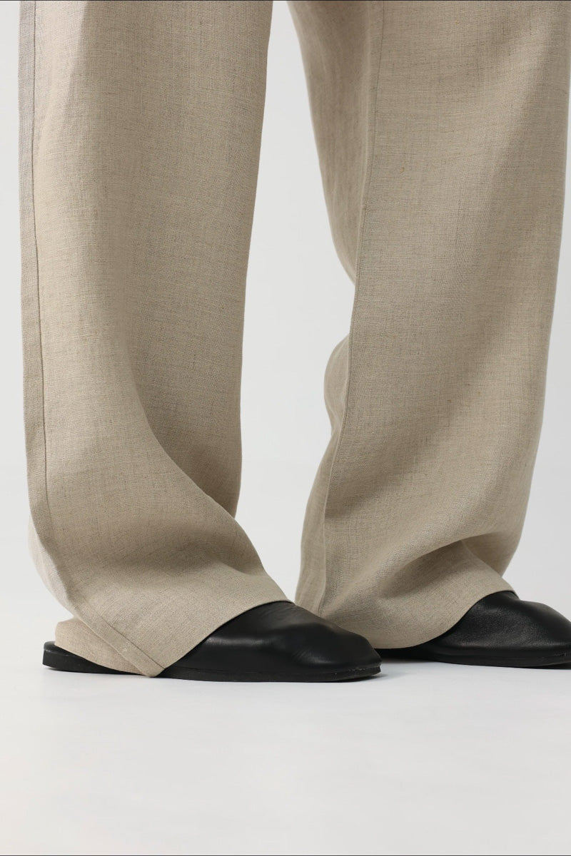 Mayfairloom quiet luxury linen pants with natural grain, featuring a relaxed fit and soft, breathable fabric for stylish comfort.
